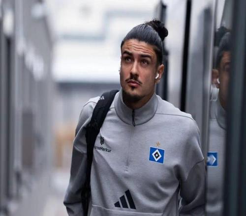 巴拿马进球,手怒斥解说,亨利热情拥,PG电子官网,PG电子试玩,PG电子模拟器,PG电子平台,PG电子下载