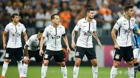 徐梦桃夺冠，央视新闻客户端同步直播自由式滑雪空中技巧赛精彩瞬间